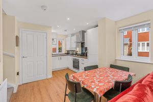 Swift Drive Bodicote